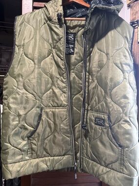 Grunt Style Olive Green Quilted Hooded Vest